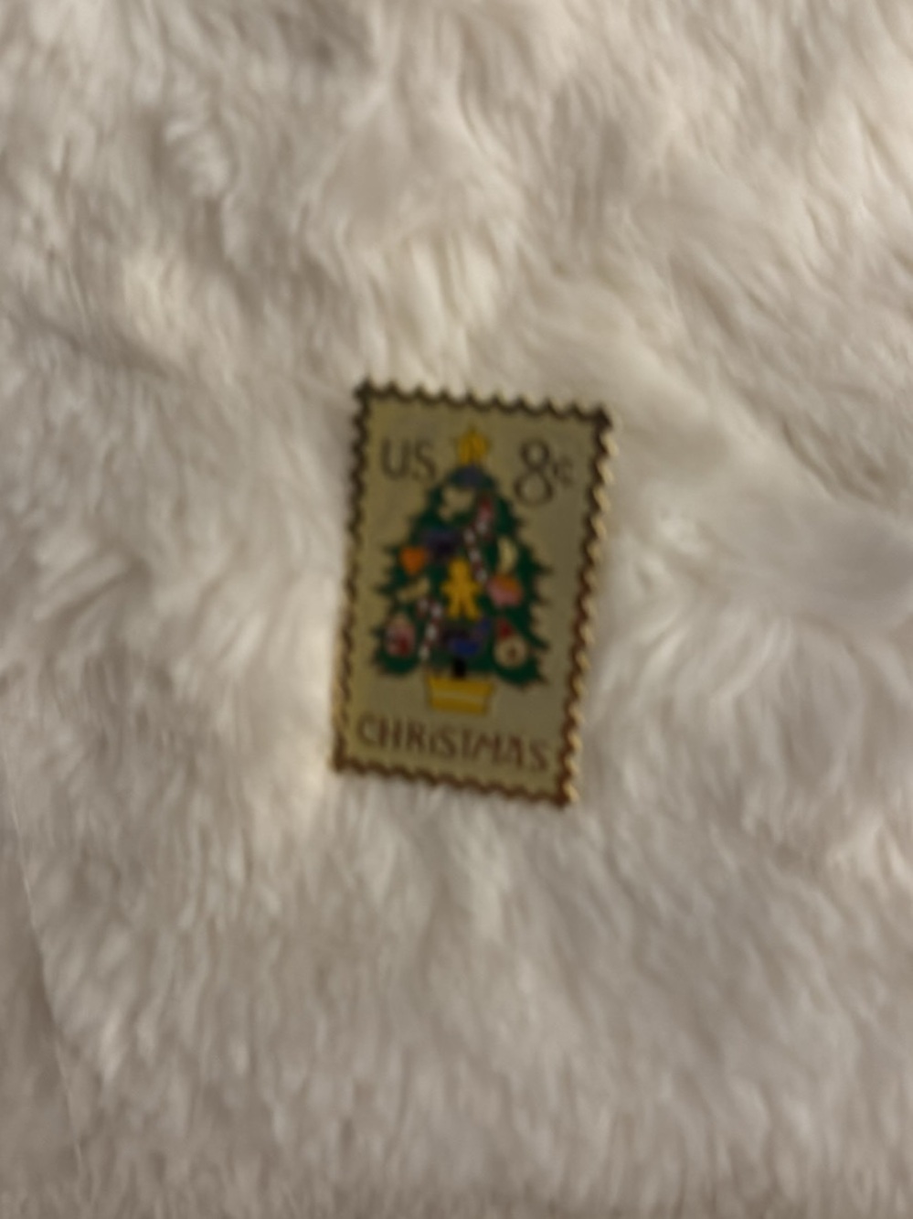 Vintage US Christmas Stamp Pin - Green Tree on Cream Backing
